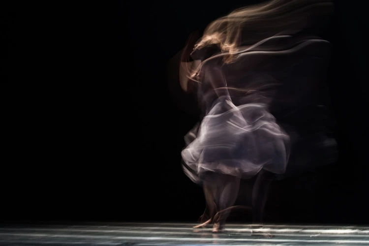 Deciphering The Emotions Portrayed In Dance