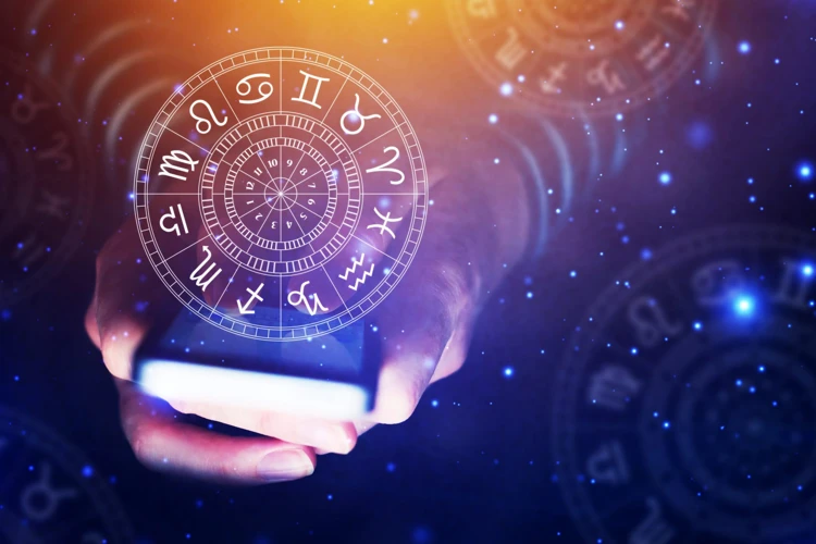 How Zodiac Signs Influence Astrological Predictions